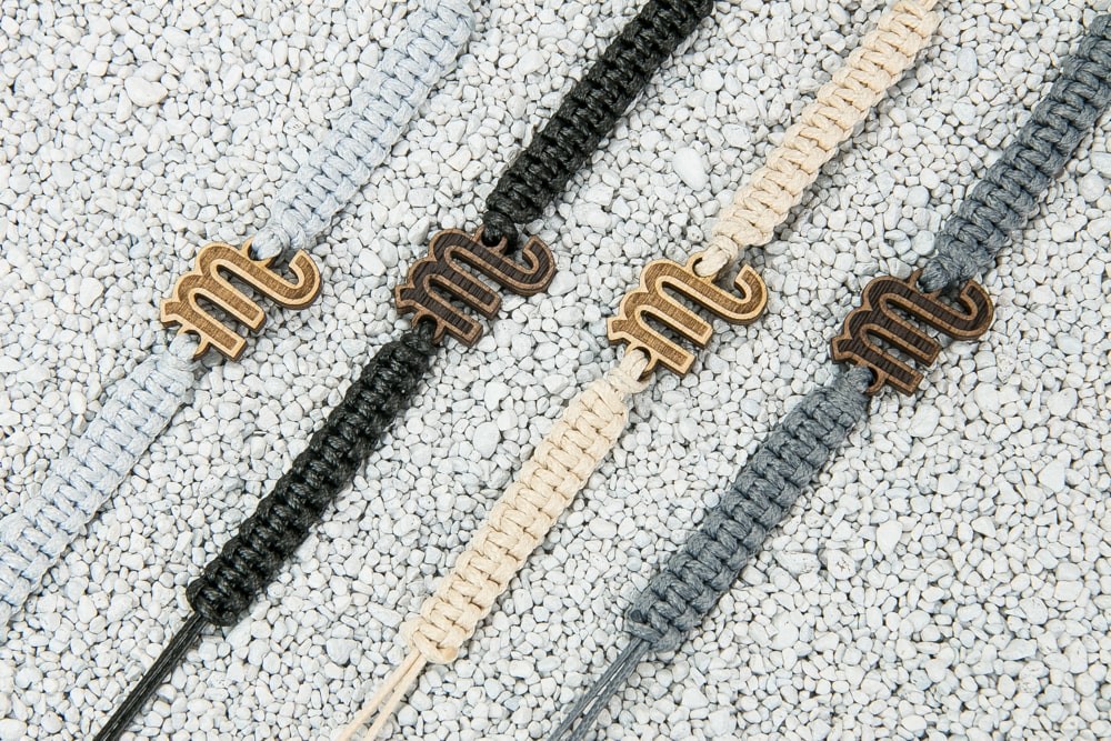 Drewniana bransoletka Znak Zodiaku - Skorpion - Aniegre Pleciona (2)