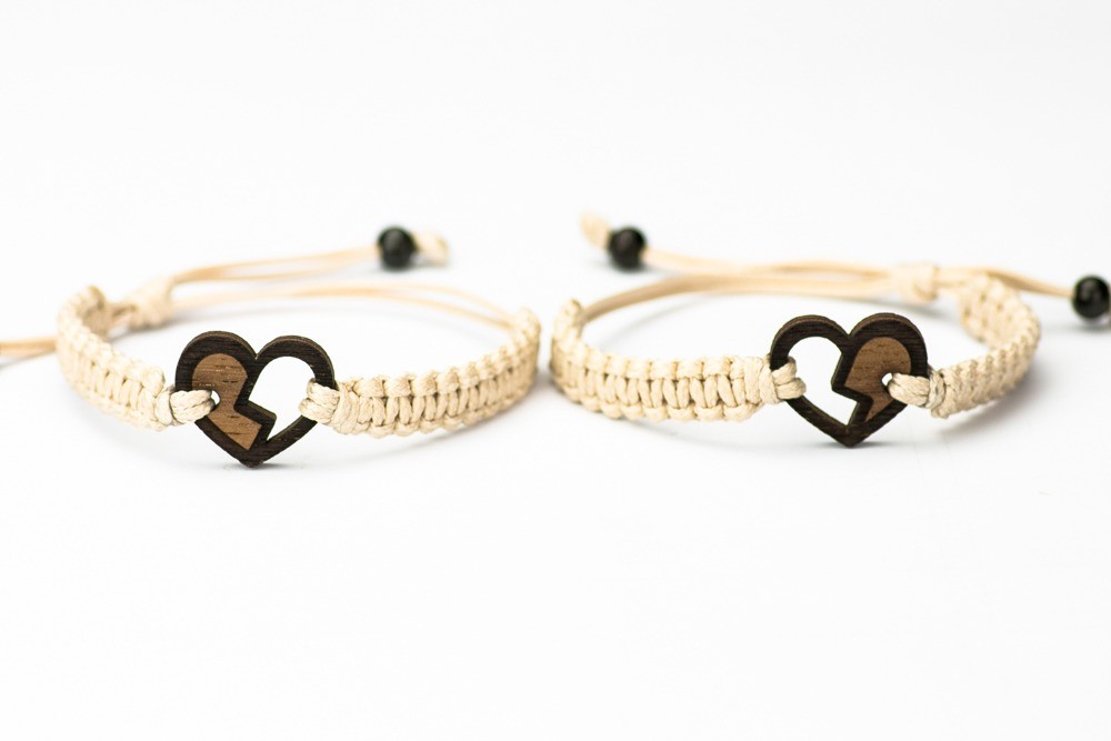 Wooden Bracelet Hearts Merbau Cotton (Set of 2 items) (3)