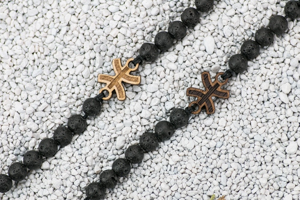 Wooden Bracelet Zodiac Sign - Pisces - Anigre Stone (2)