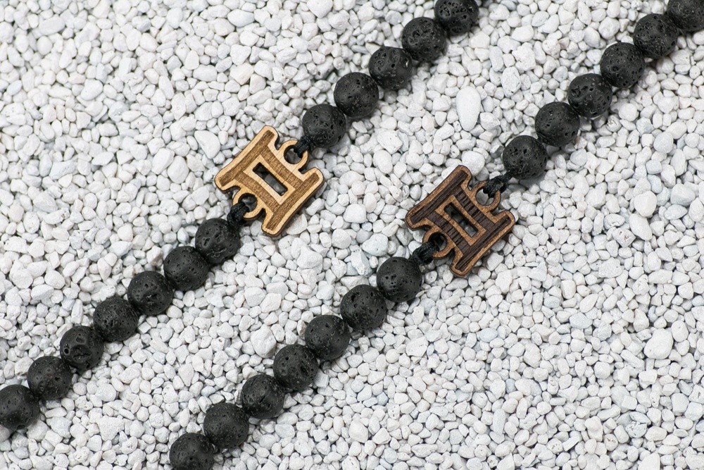 Drewniana bransoletka Znak Zodiaku - Bliźnięta - Merbau Kamień Wulkaniczny (2)