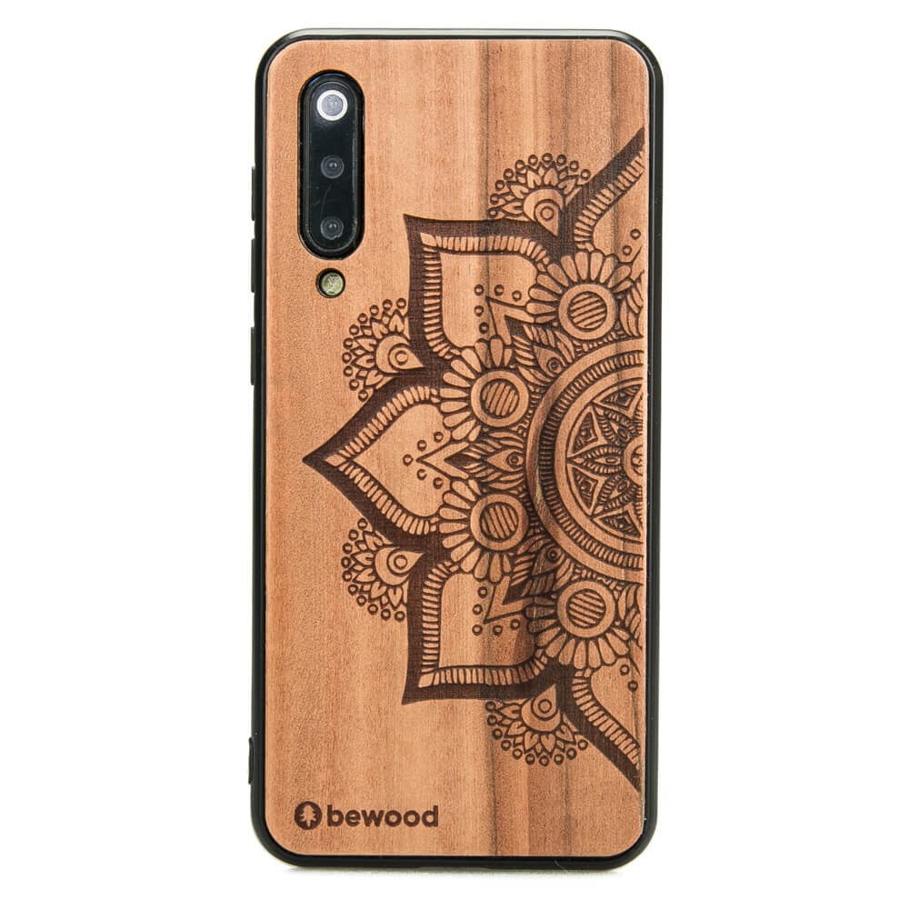Drewniane Etui Xiaomi Mi 9 SE MANDALA JABŁOŃ (1)