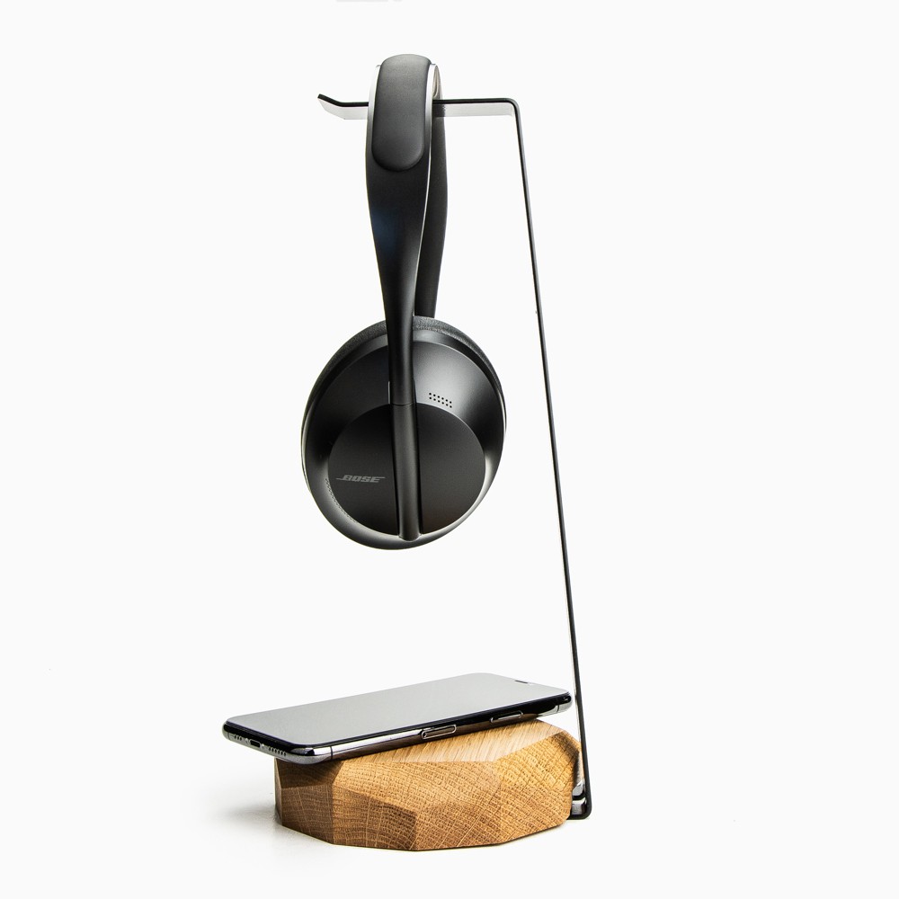 Wood Headphone Stand with QI Charger 15W - Black - Oak (9)