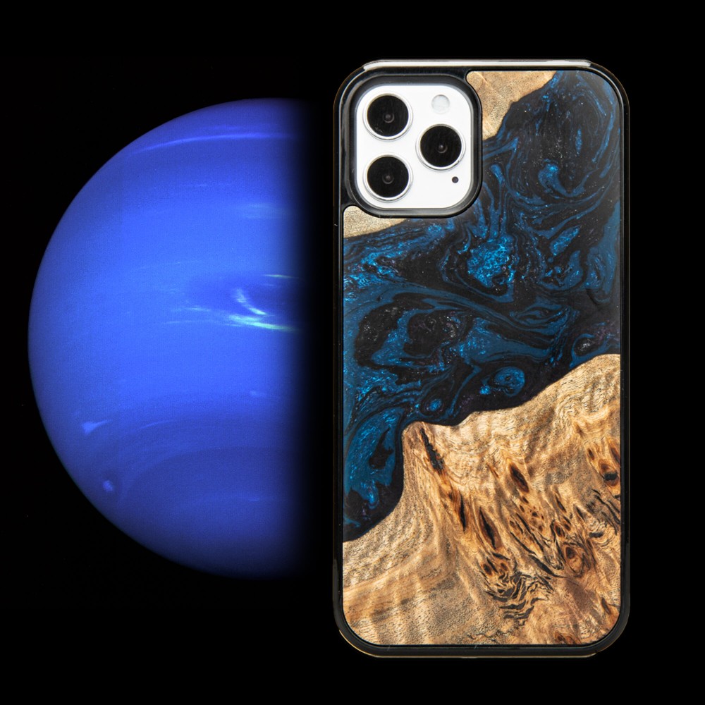 Bewood Unique Resin Case - Planets - Neptune (1)