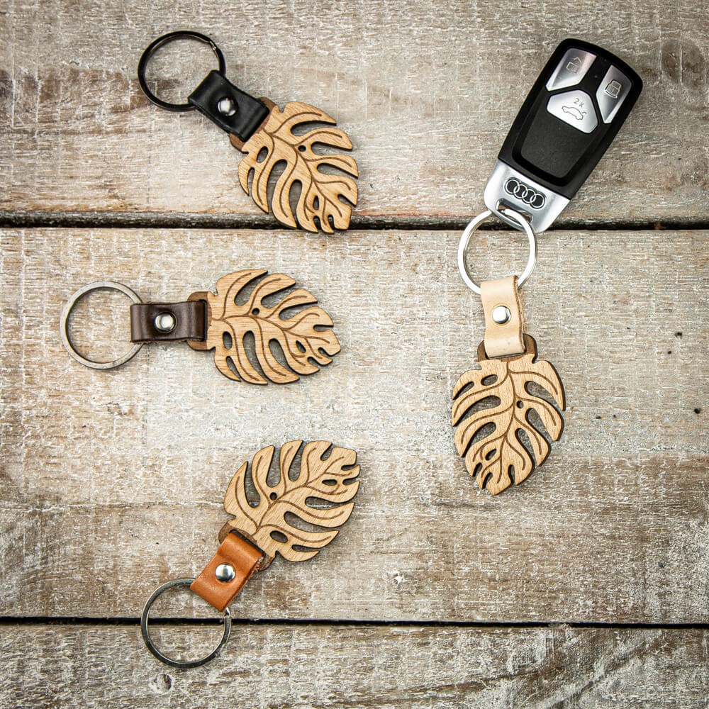 Wooden Keychain Leather Monstera Anigre (3)