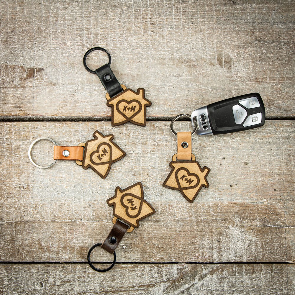 Drewniany Personalizowany Brelok Leather Dom Plus Inicjały Aniegre (3)