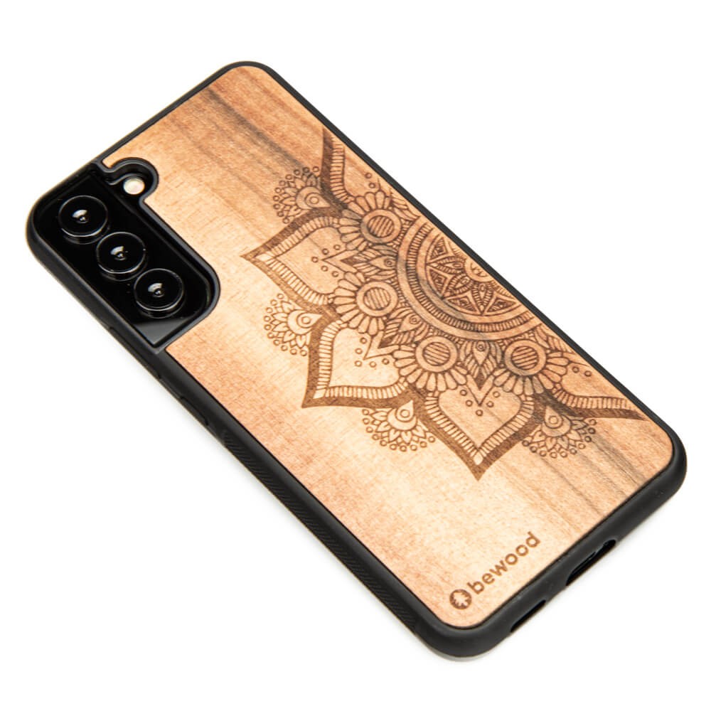 Drewniane Etui na Samsung Galaxy S22 Plus MANDALA JABŁOŃ (2)