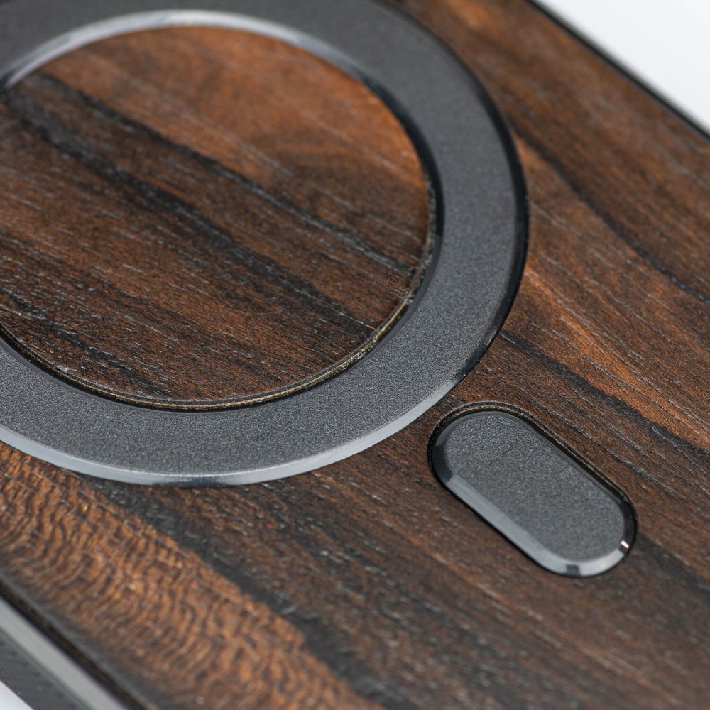 Drewniane Etui Bewood na iPhone 14 Ziricote MagSafe (4)