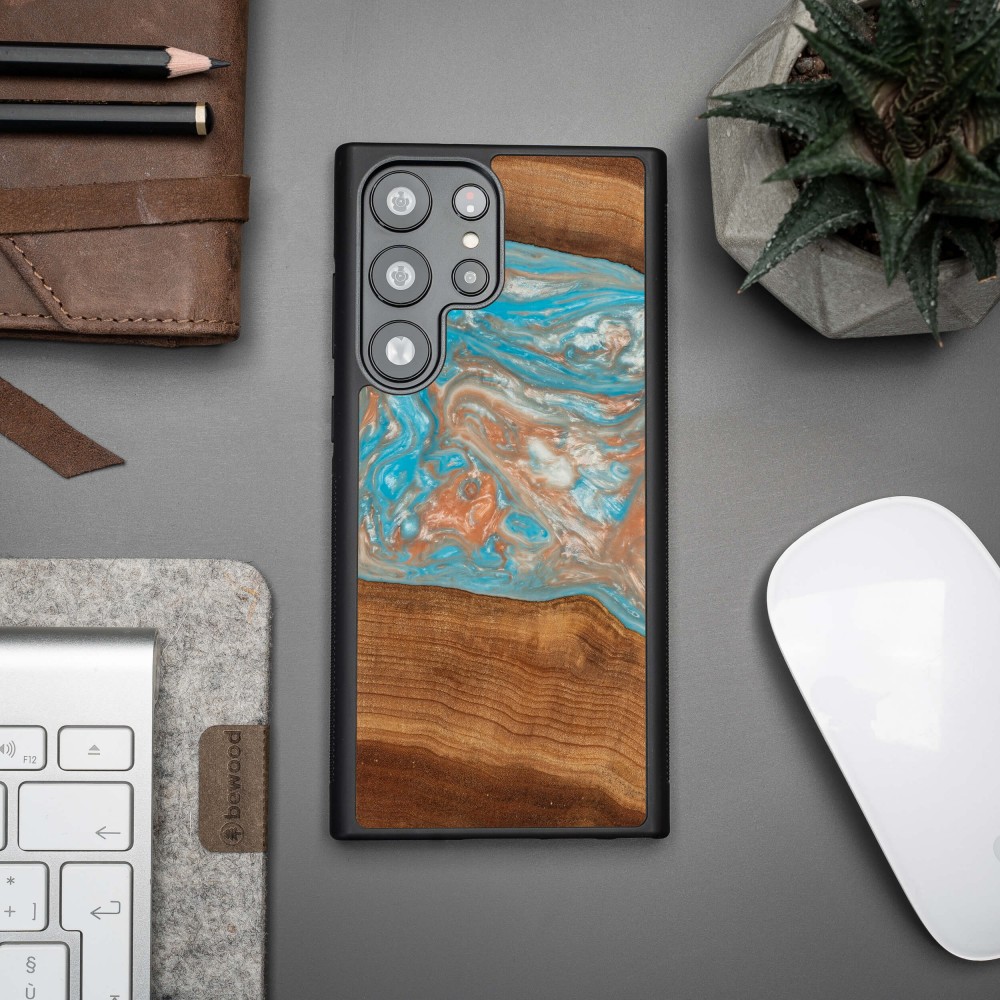 Etui Bewood Unique na Samsung Galaxy S23 Ultra - Planets - Saturn (2)