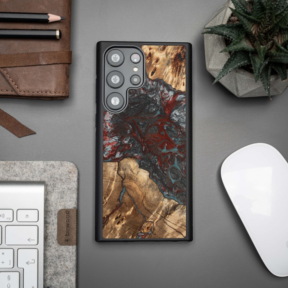 Bewood Resin Case - Samsung Galaxy S23 Ultra - Planets - Pluto (2)