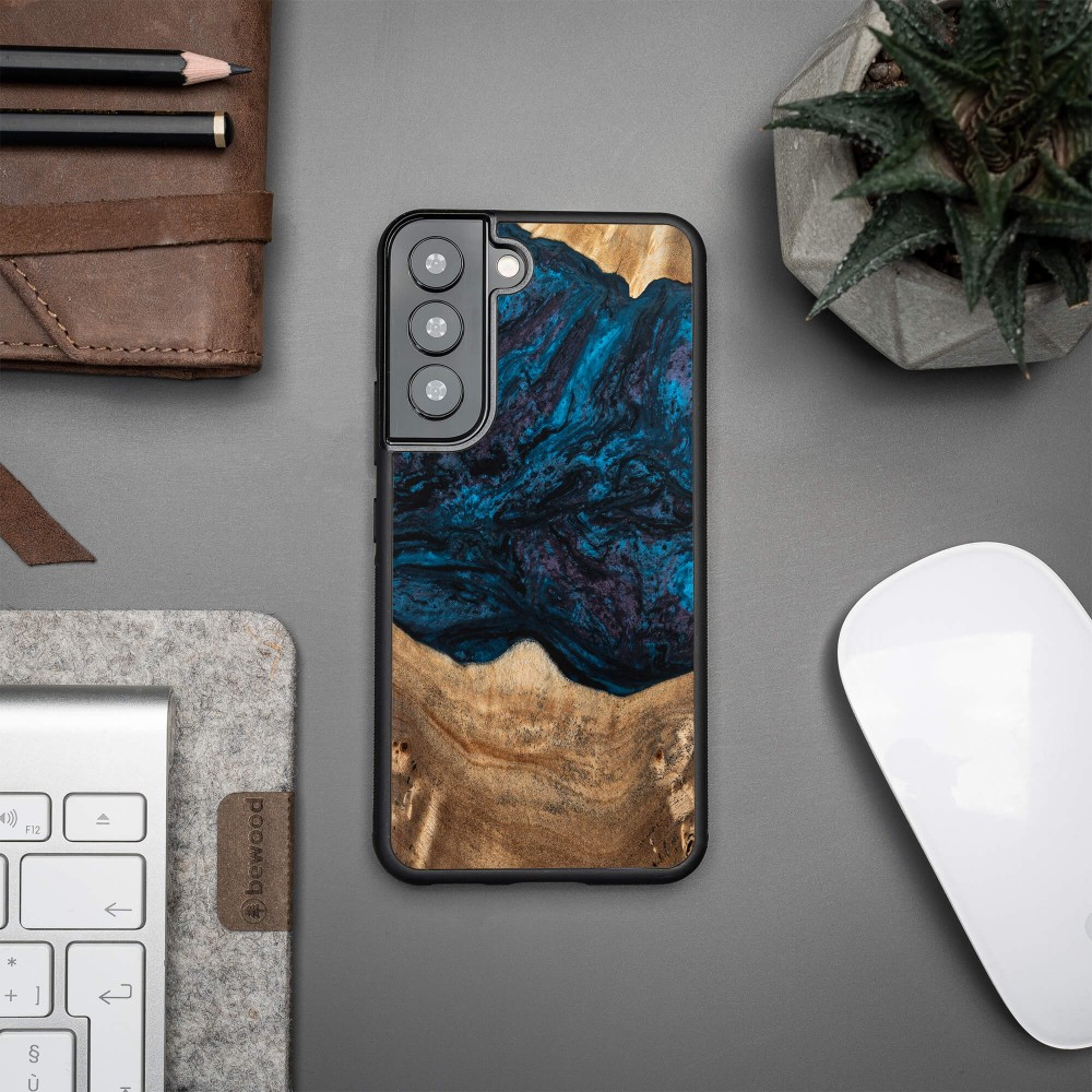 Etui Bewood Unique na Samsung Galaxy S22 - Planets - Neptun (3)