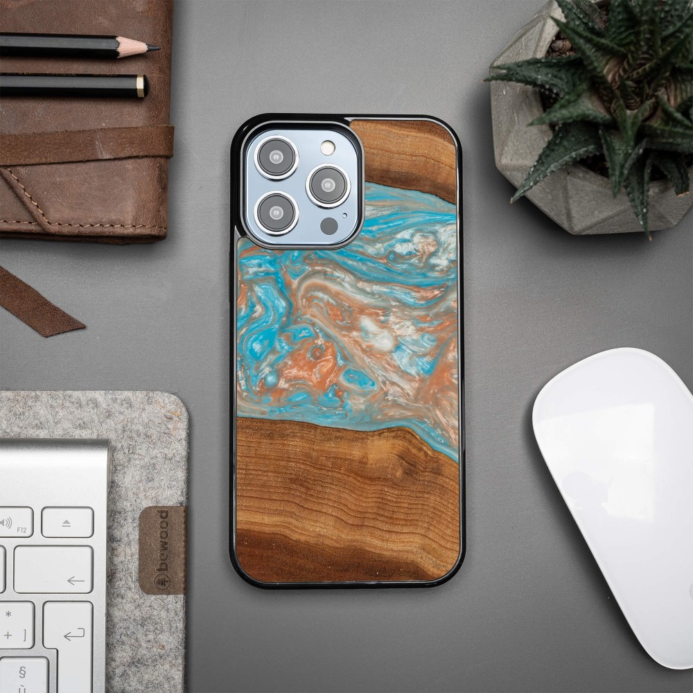 Etui Bewood Unique na iPhone 14 Pro Max - Planets - Saturn (2)