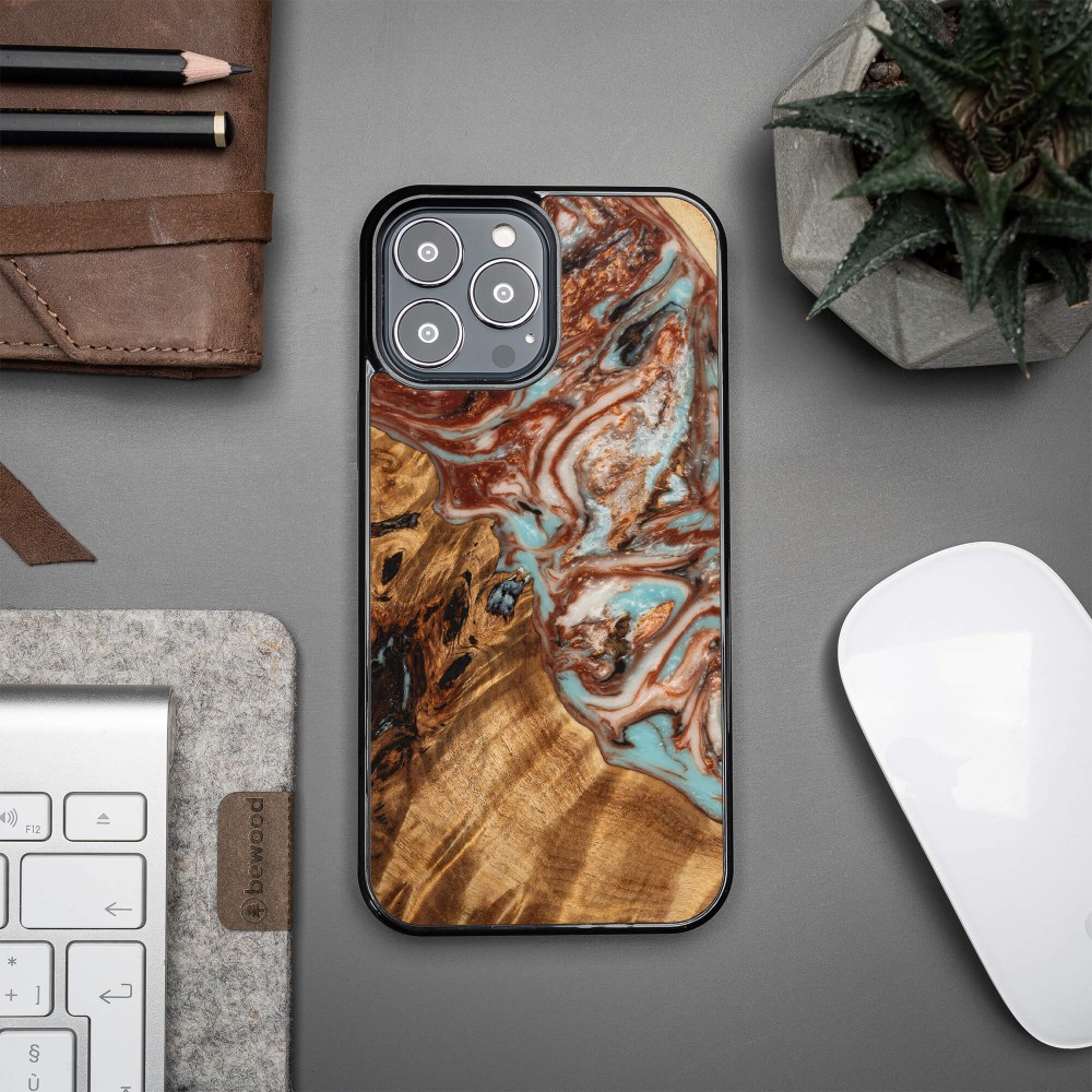 Etui Bewood Unique na iPhone 13 Pro Max - Planets - Jowisz (2)