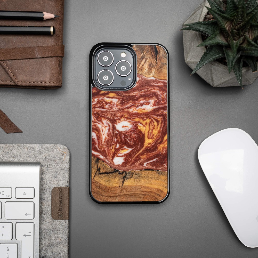 Etui Bewood Unique na iPhone 13 Pro - Planets - Mars (2)