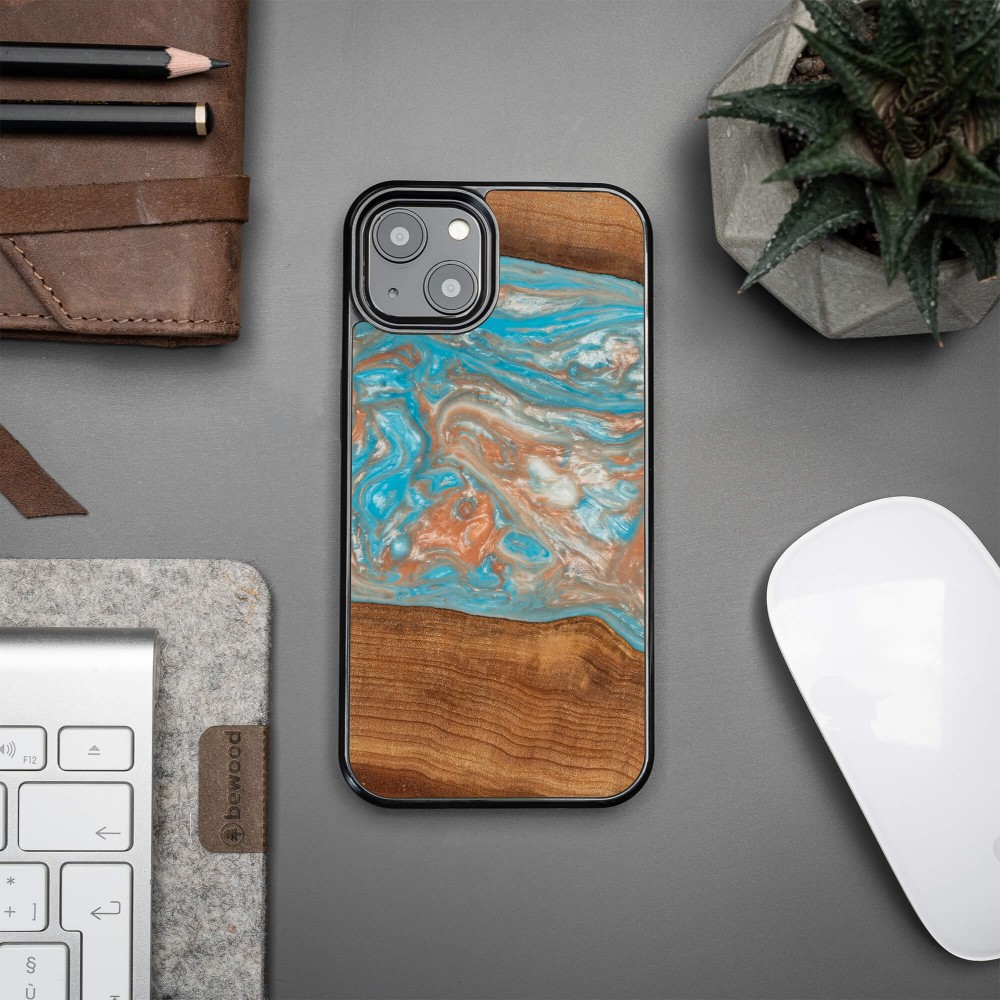 Etui Bewood Unique na iPhone 13 - Planets - Saturn (2)