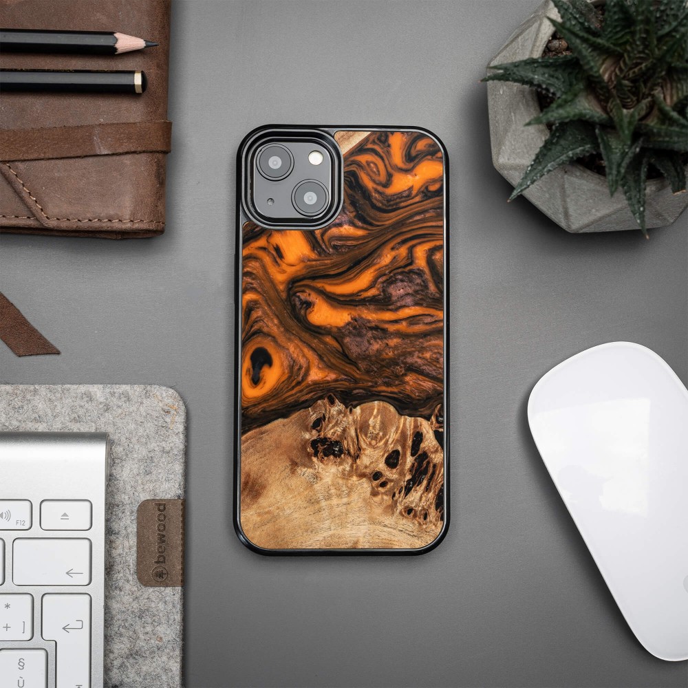 Etui Bewood Unique na iPhone 13 - Orange (2)