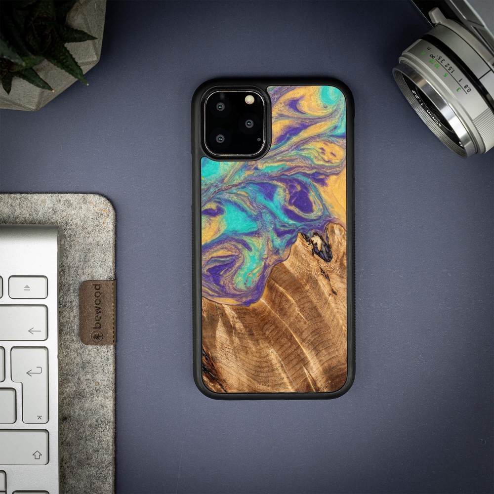 Etui Bewood Unique na iPhone 11 Pro - Planets - Merkury (2)