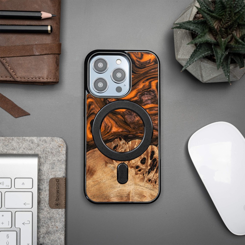 Etui Bewood Unique na iPhone 14 Pro - Orange z MagSafe (3)