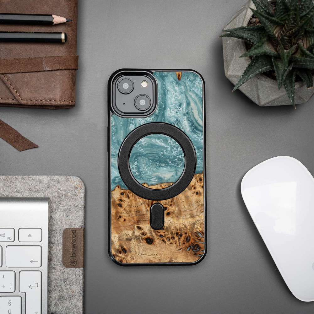 Etui Bewood Unique na iPhone 14 - Planets - Uran z MagSafe (3)