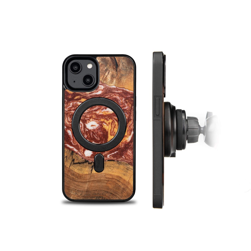 Etui Bewood Unique na iPhone 14 - Planets - Mars z MagSafe (2)