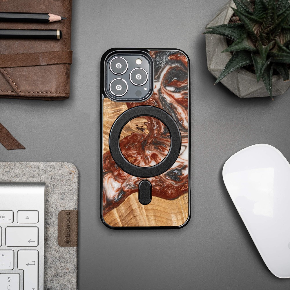 Bewood Resin Case - iPhone 13 Pro - Planets - Venus - MagSafe - MagSafe (3)