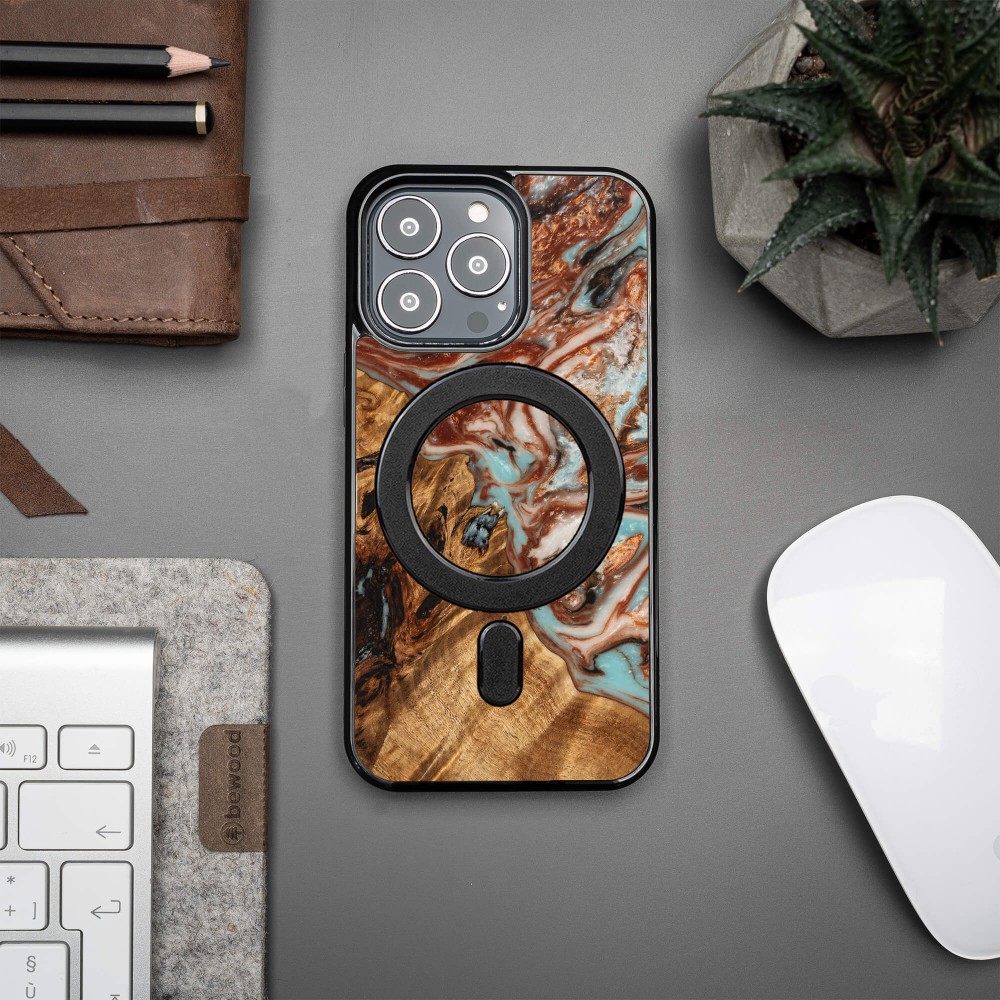 Etui Bewood Unique na iPhone 13 Pro - Planets - Jowisz z MagSafe (3)
