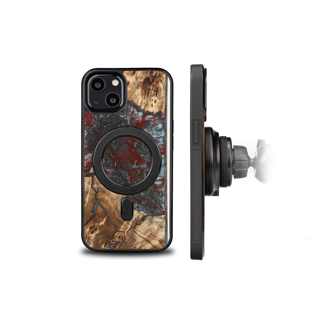 Etui Bewood Unique na iPhone 13 - Planets - Pluton z MagSafe (2)