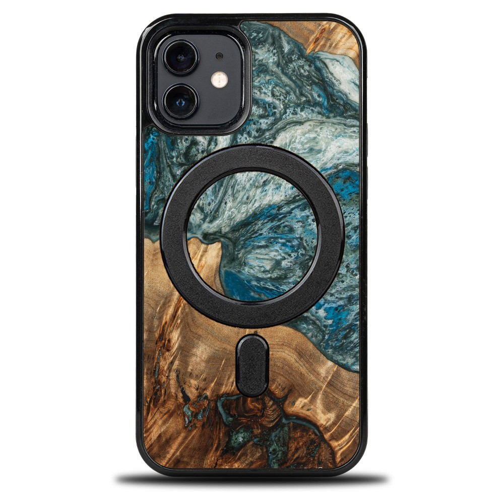 Etui Bewood Unique na iPhone 12 / 12 Pro - Planets - Ziemia z MagSafe (1)