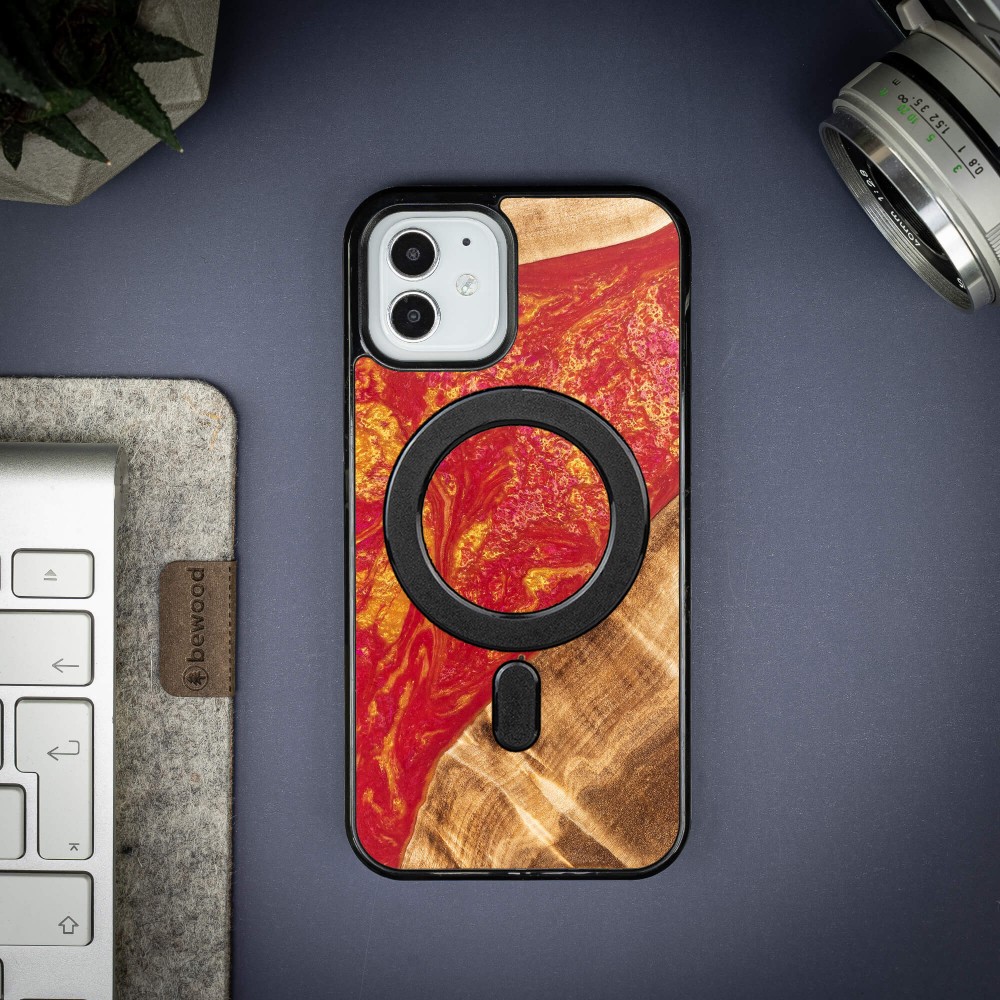 Etui Bewood Unique na iPhone 12 / 12 Pro - Neons - Paris z MagSafe (3)