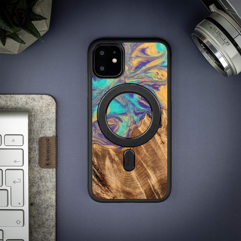 Etui Bewood Unique na iPhone 11 - Planets - Merkury z MagSafe (3)