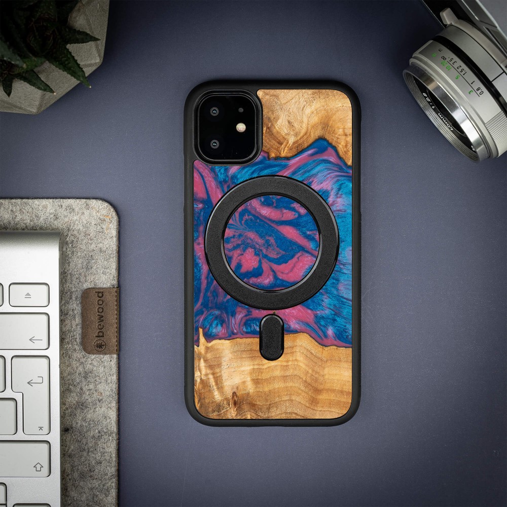 Bewood Resin Case - iPhone 11 - Neons - Vegas - MagSafe (3)