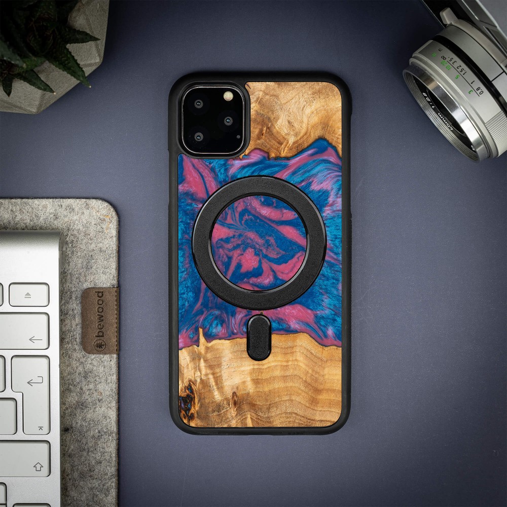 Etui Bewood Unique na iPhone 11 Pro Max - Neons - Vegas z MagSafe (3)