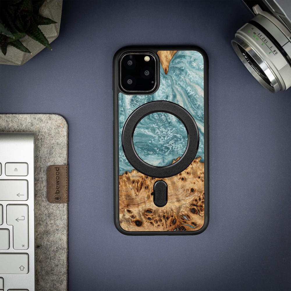 Etui Bewood Unique na iPhone 11 Pro - Planets - Uran z MagSafe (3)