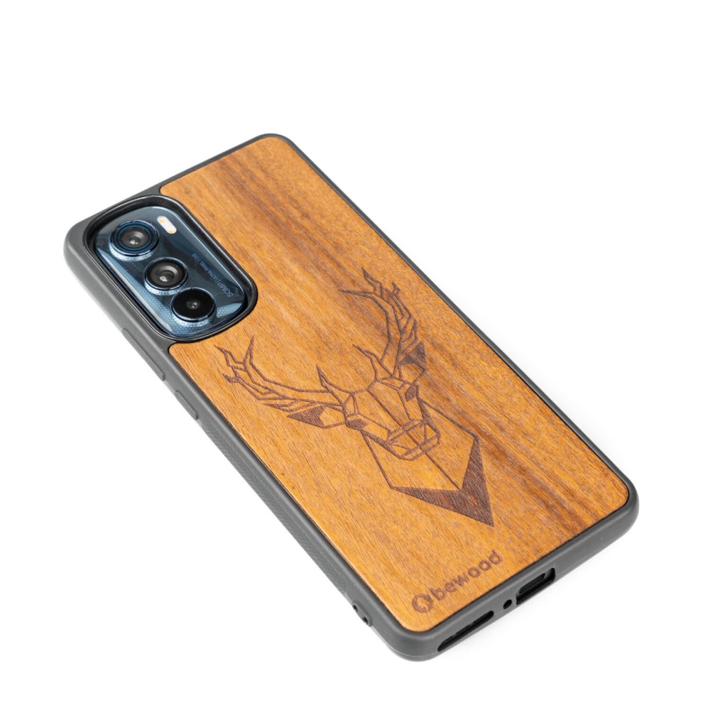 Motorola Edge 30 Deer Imbuia Bewood Wood Case (3)