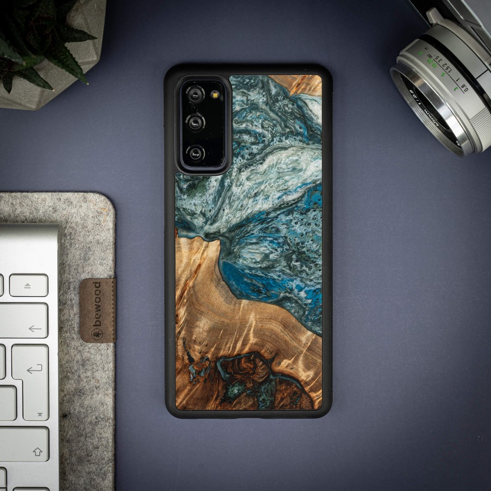 Etui Bewood Unique na Samsung Galaxy S20 FE - Planets - Ziemia (3)