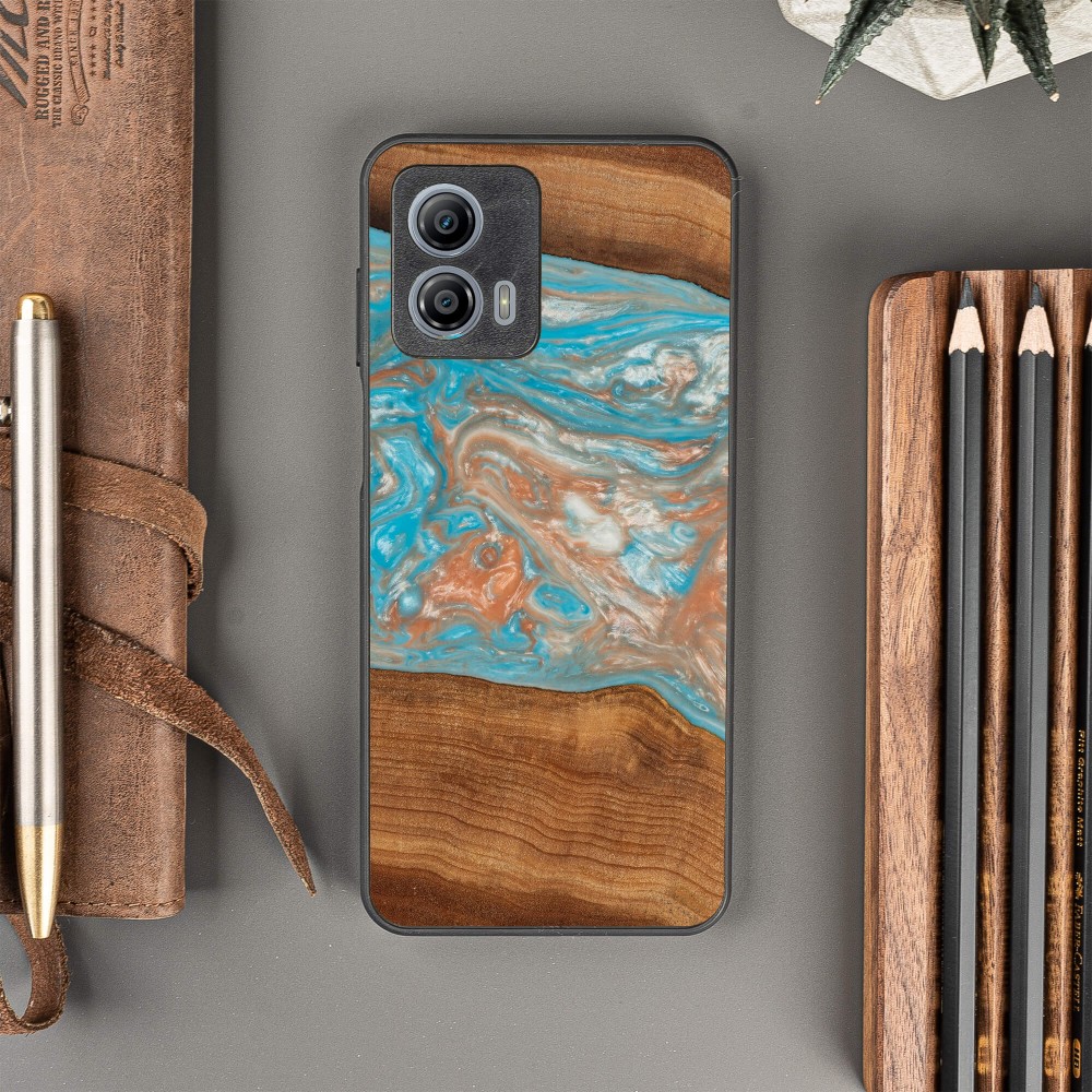 Etui Bewood Unique - Motorola G73 5G - Planets - Saturn (3)