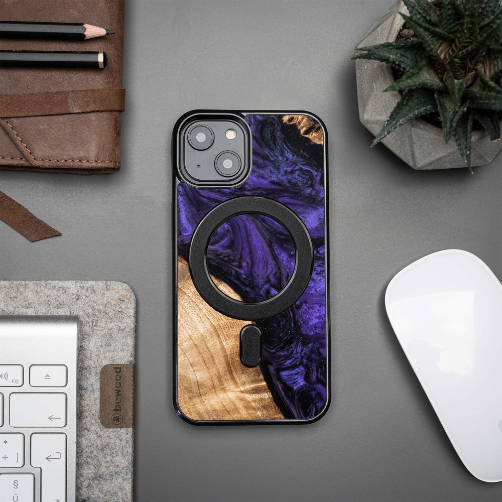 Etui Bewood Unique do iPhone 15 - Violet z MagSafe (3)