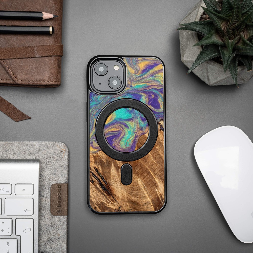 Etui Bewood Unique do iPhone 15 - Planets Merkury z MagSafe (3)