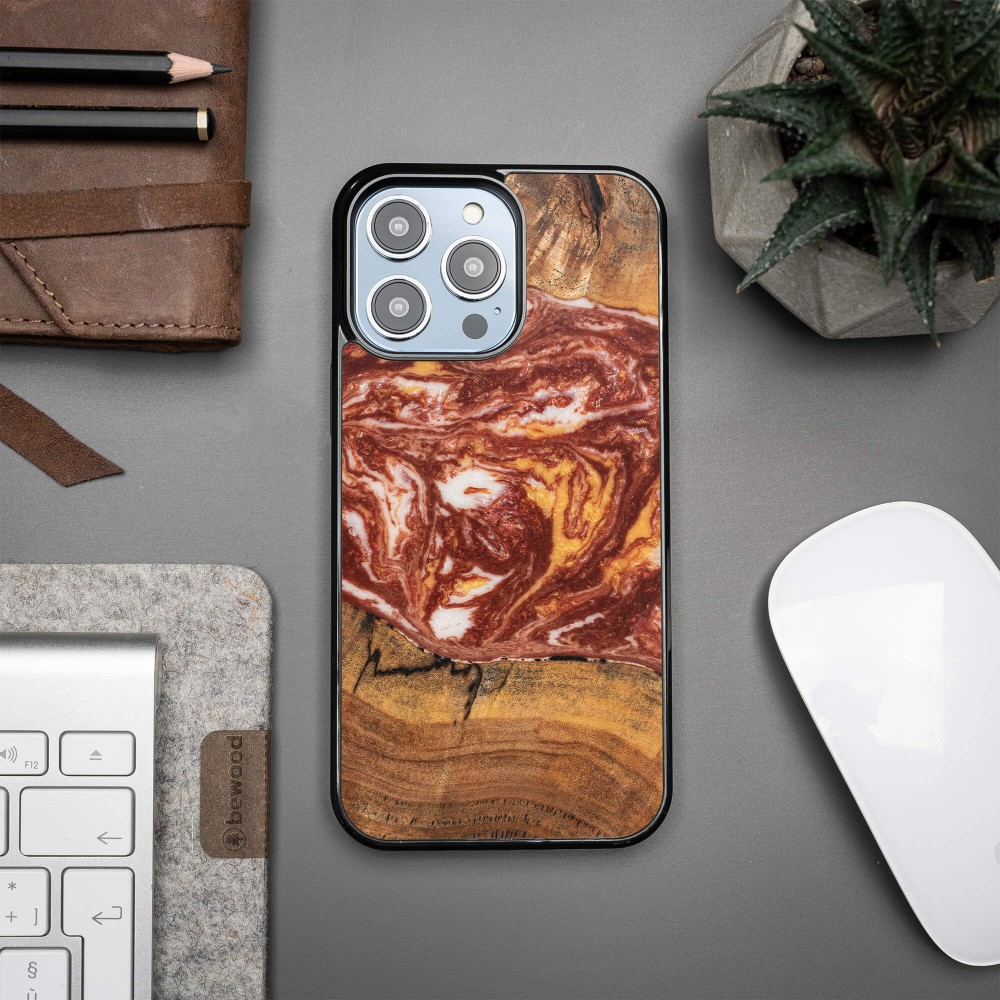 Etui Bewood Unique do iPhone 15 Pro Max - Planets - Mars (2)