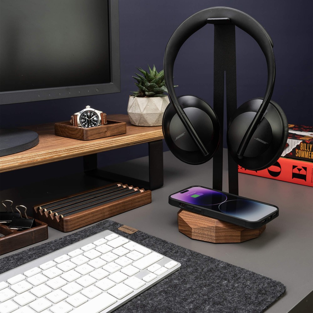 Stojak na słuchawki Bewood z Ładowarką QI 15W - Black - Orzech (5)