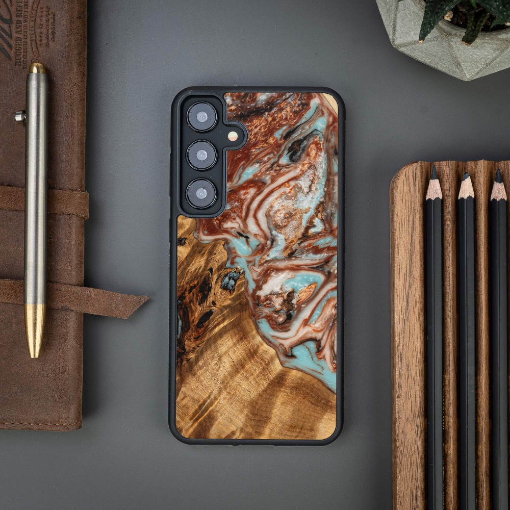 Etui Bewood Unique na Samsung Galaxy S24 Plus - Planets - Jowisz (2)