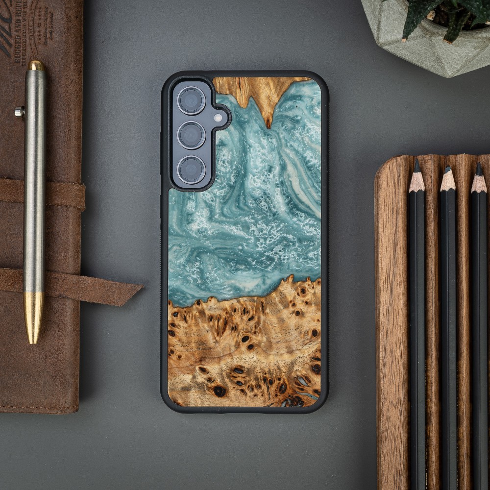 Etui Bewood Unique na Samsung Galaxy S23 FE - Planets - Uran (2)