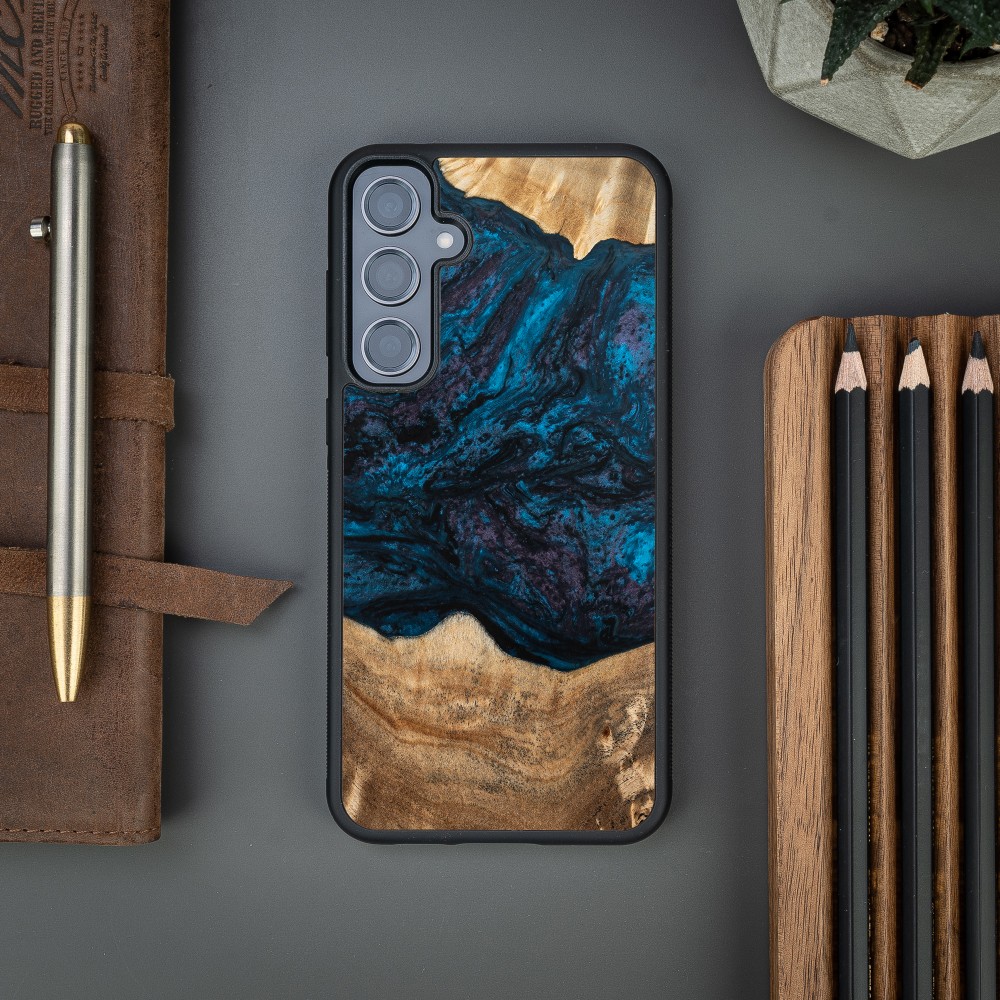 Etui Bewood Unique na Samsung Galaxy S23 FE - Planets - Neptun (2)