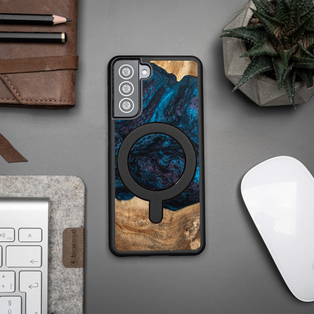 Etui Bewood Unique na Samsung Galaxy S21 FE - Planets - Neptun z MagSafe (3)
