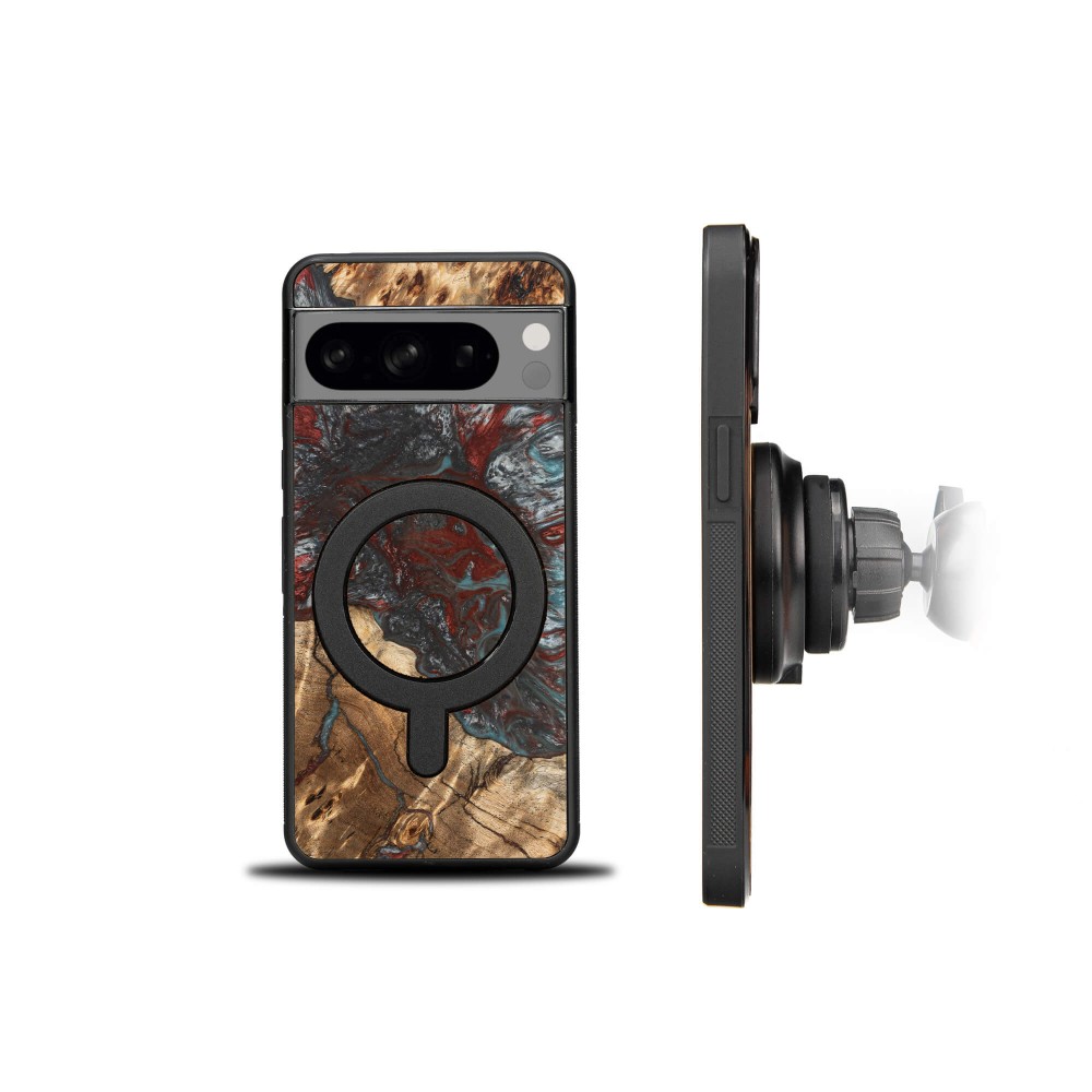 Bewood Resin Case - Google Pixel 8 - Planets - Pluto - MagSafe (2)