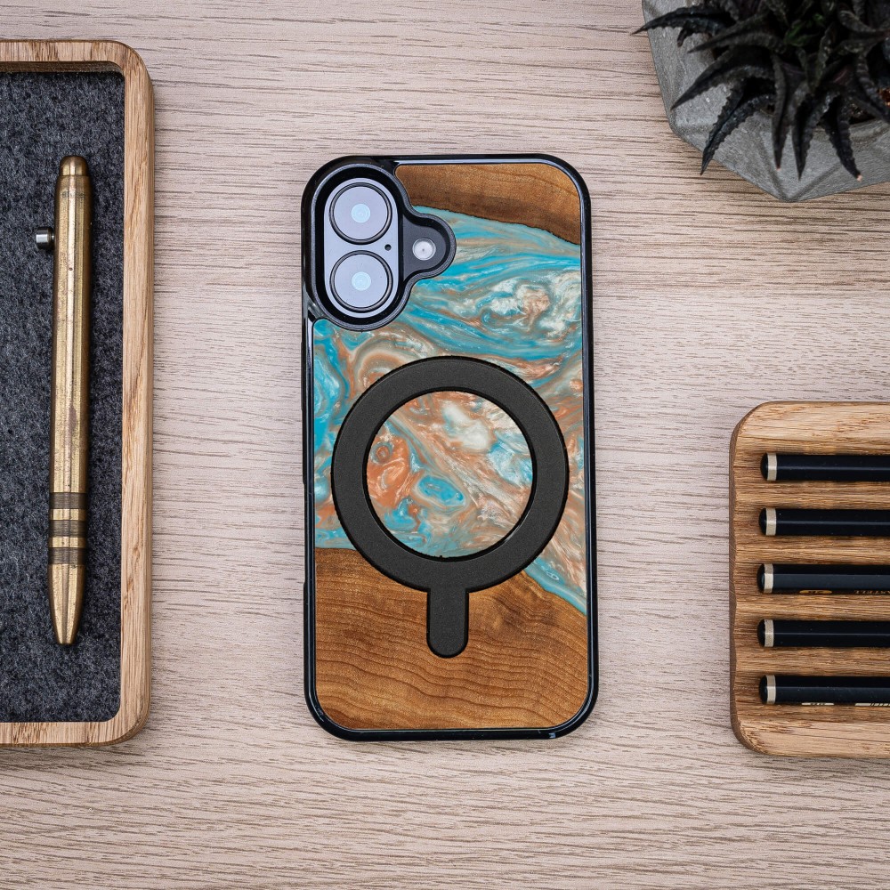 Etui Bewood Unique do iPhone 16 - Planets - Saturn z MagSafe (4)