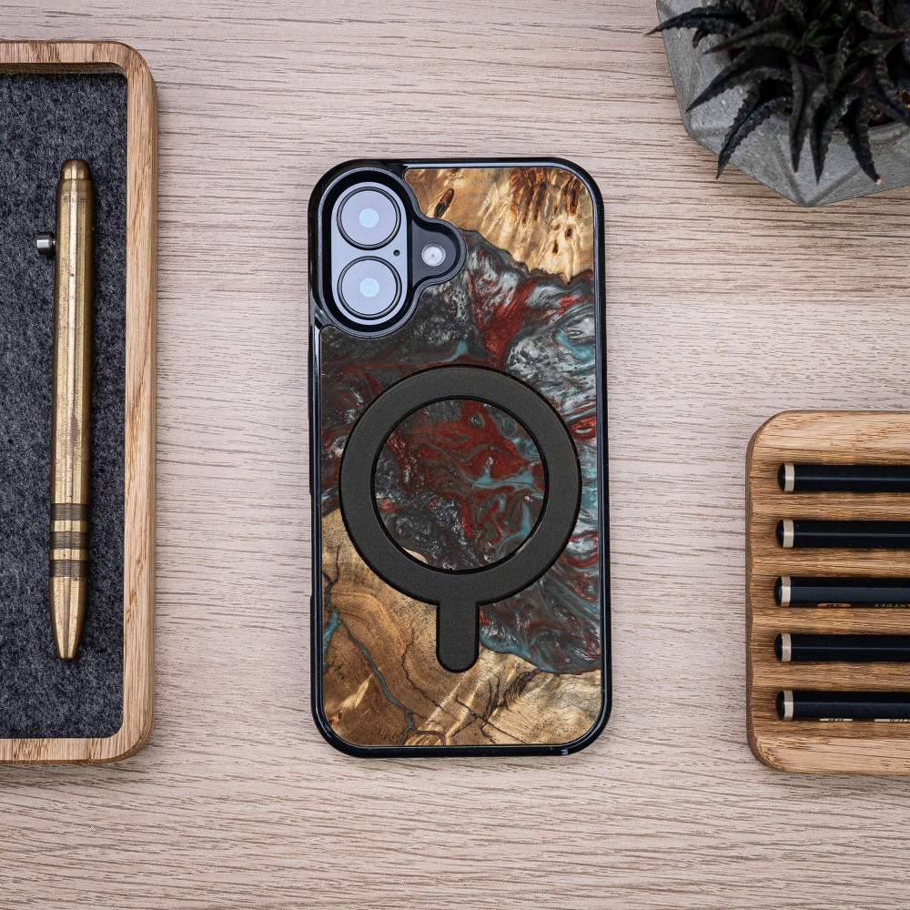 Etui Bewood Unique do iPhone 16 - Planets - Pluton z MagSafe (4)