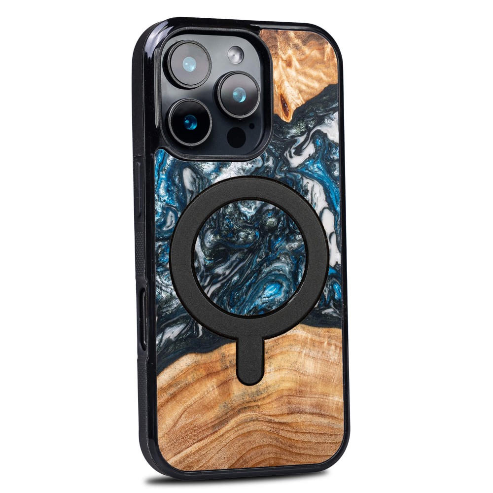 Etui Bewood Unique do iPhone 16 Pro - Planets - Ziemia z MagSafe (2)
