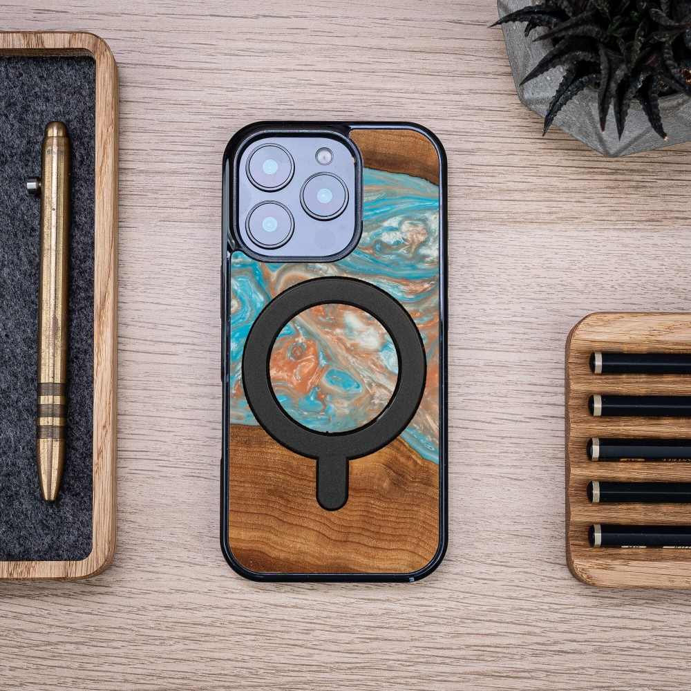 Bewood Resin Case for Apple iPhone 16 Pro - Planets - Saturn with MagSafe (4)