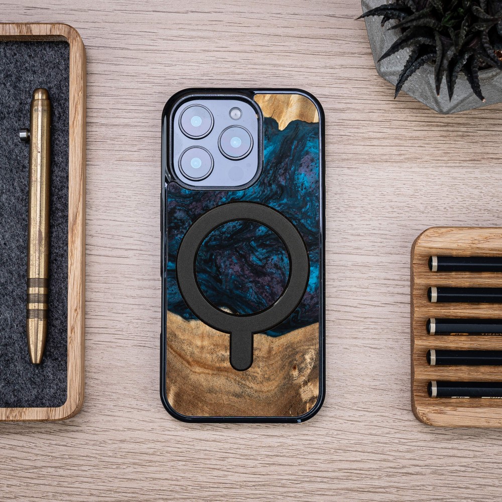 Etui Bewood Unique do iPhone 16 Pro - Planets - Neptun z MagSafe (4)