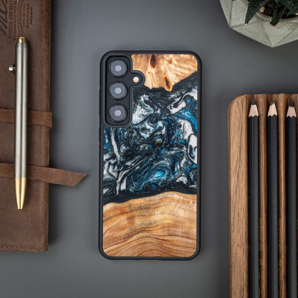 Etui Bewood Unique do Samsung Galaxy A35 5G - Planets - Ziemia (2)